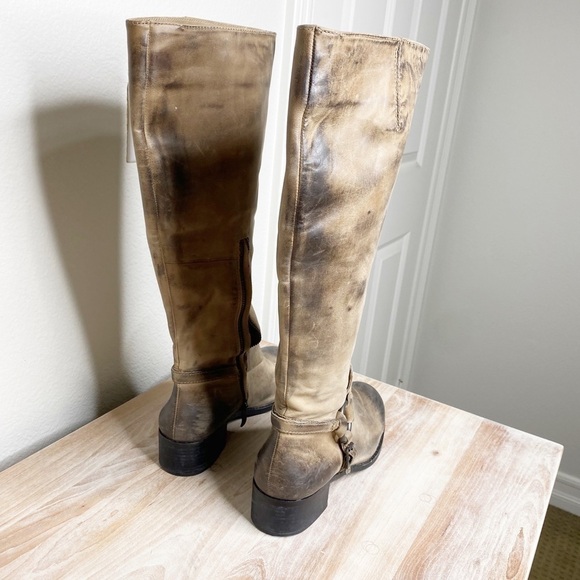 VINCE Camuto Shaylee Riding Distressed Boots size 8 - Picture 4 of 10